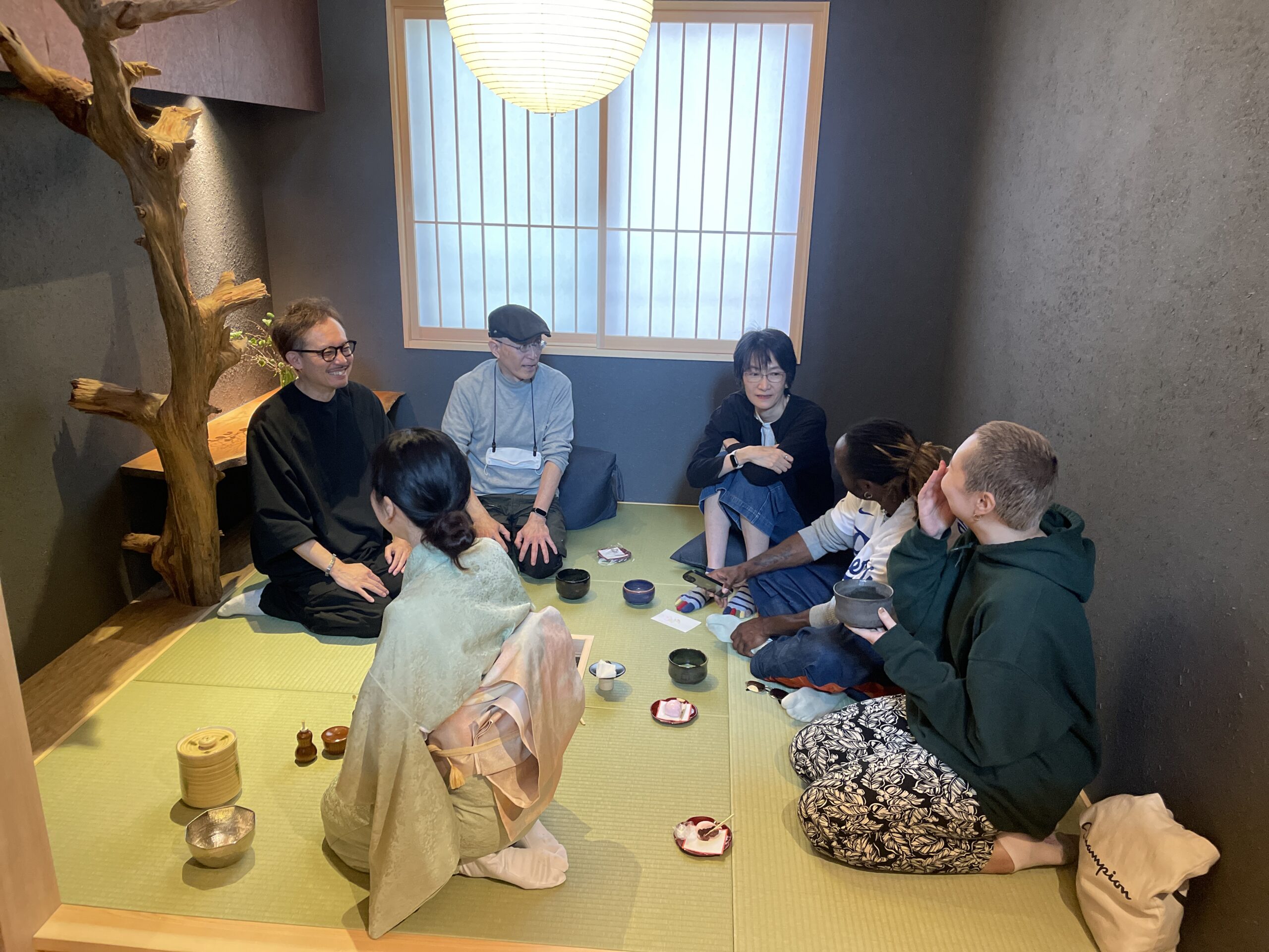 We held a launch event.    – お披露目会を開催しました。